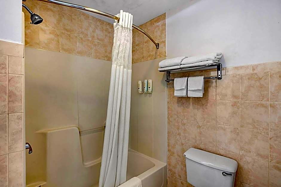 Quality Inn - Niagara Falls Blvd