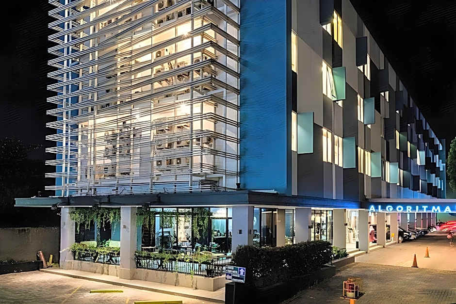 Zuri Express Palembang