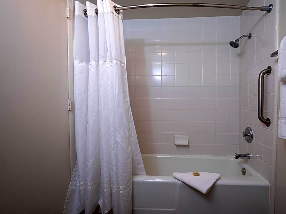 The Lodge at Riverside