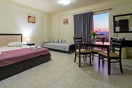 Suite with Pool View