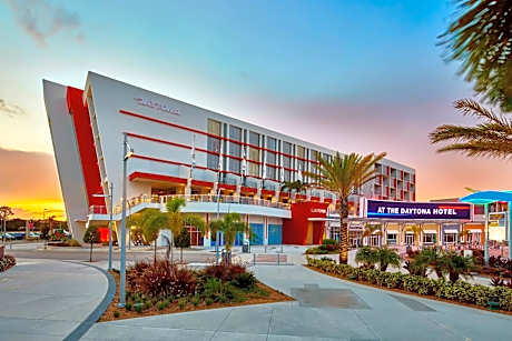 The Daytona, Autograph Collection