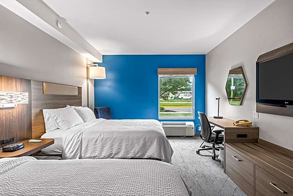 Holiday Inn Express Carneys Point New Jersey Turnpike Exit 1 By IHG