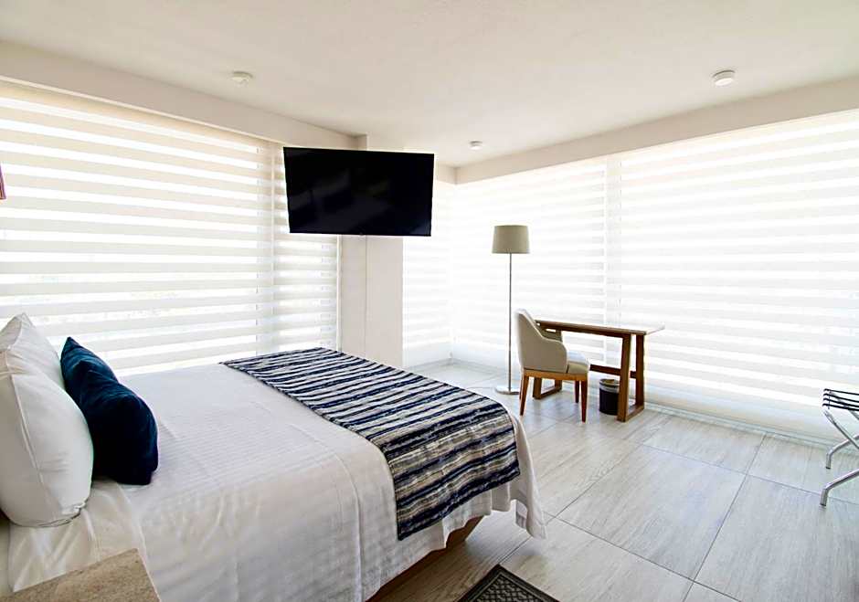 Hotel Velvet Plaza