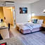 Sandors Motor Inn