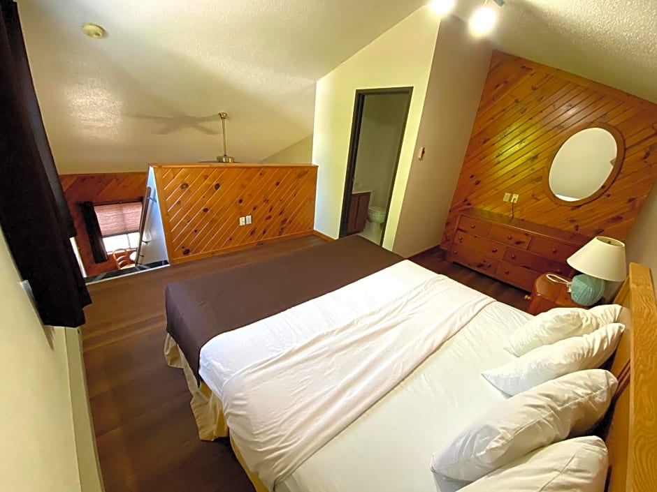 Woodland Inn & Suites