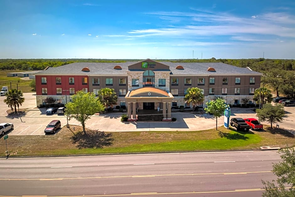 Holiday Inn Express and Suites Beeville