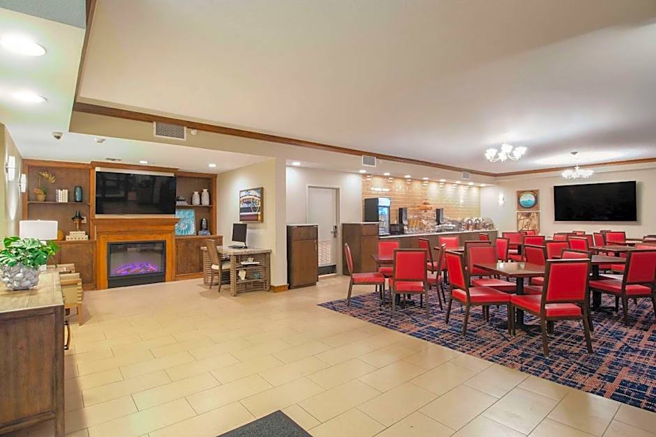 Econo Lodge Inn & Suites Foley-North Gulf Shores