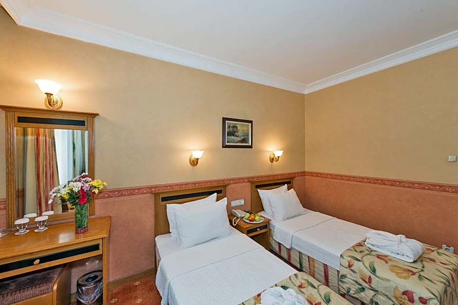 Samir Deluxe Hotel