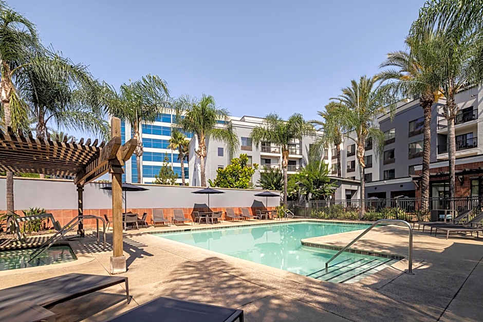 Courtyard by Marriott Los Angeles Burbank Airport