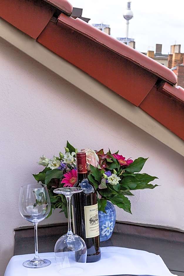 Melarose Feng Shui Hotel