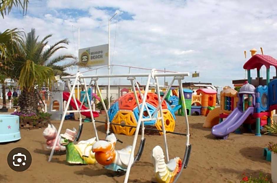 Hotel Caravel Park