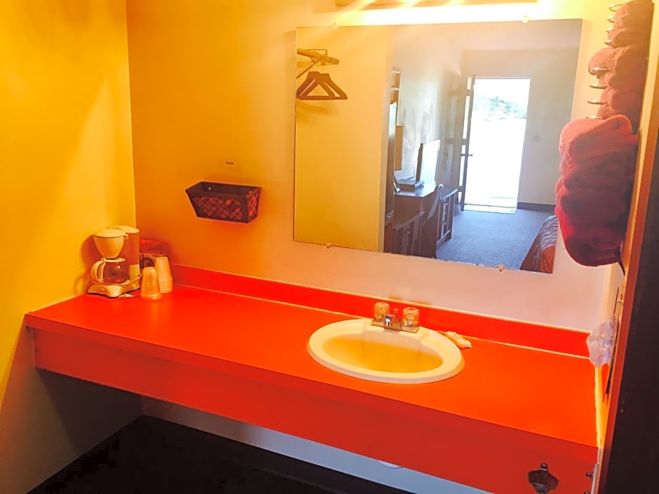 Rock City Motel