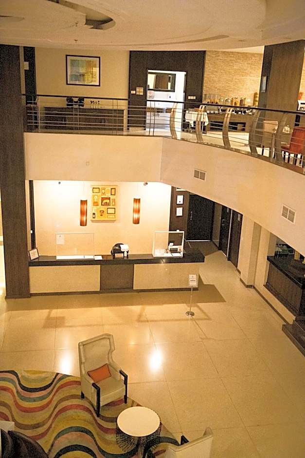 Acacia Premier Hotel