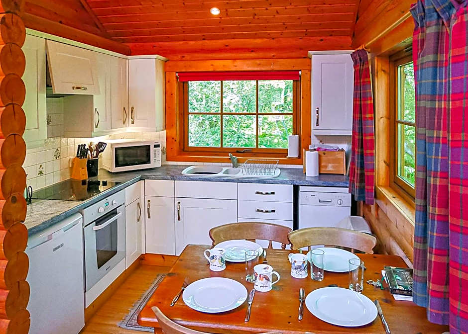 Loch Shuna Lodges