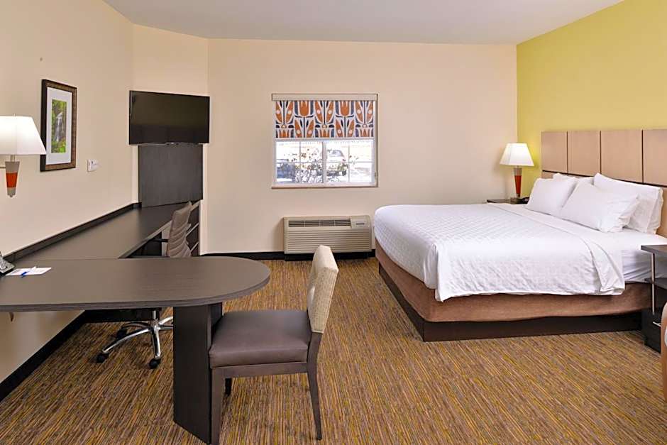 Candlewood Suites Winchester By IHG