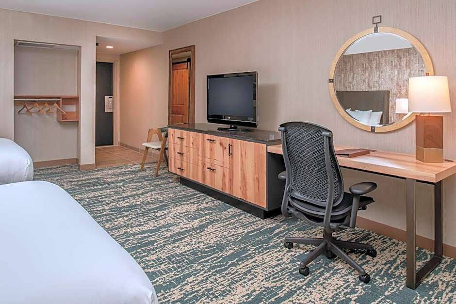 DoubleTree By Hilton Missoula Edgewater