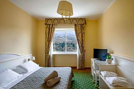 Executive Triple Room