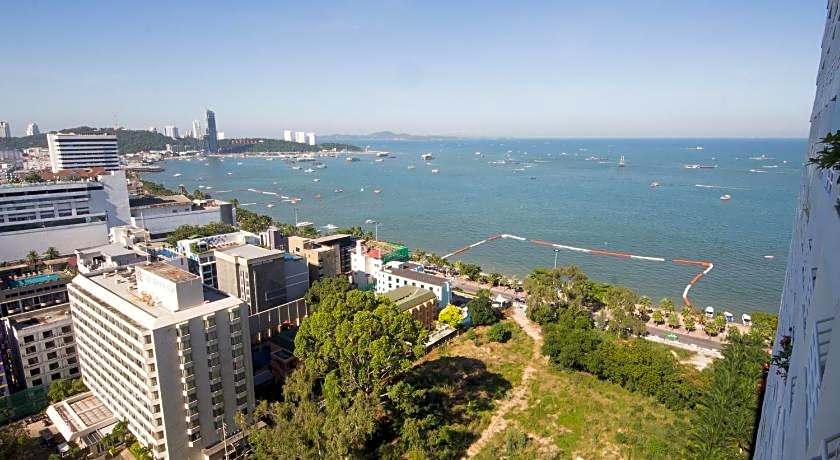 View Talay 6 by Pat 42