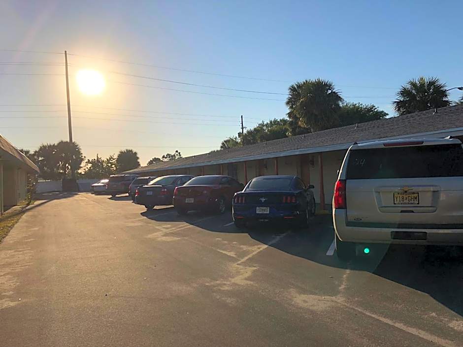 Sunset Inn- Fort Pierce, FL