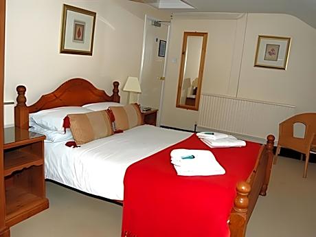 Double Room with Private External Bathroom