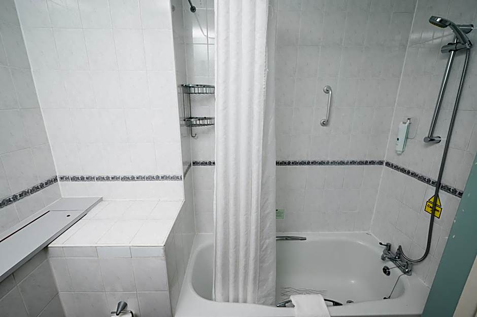 Rising Sun Hotel by Greene King Inns