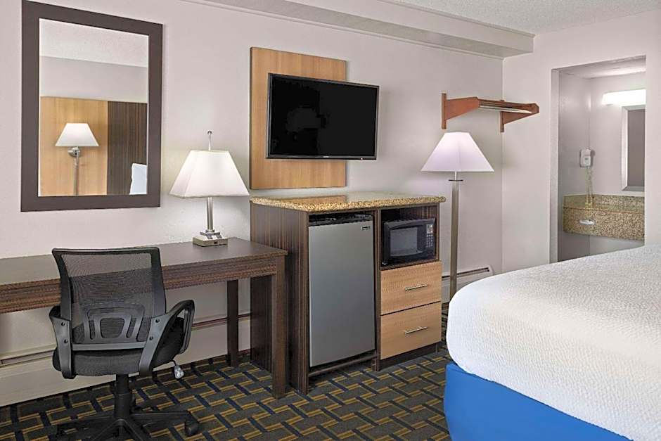 Days Inn by Wyndham Tonawanda/Buffalo