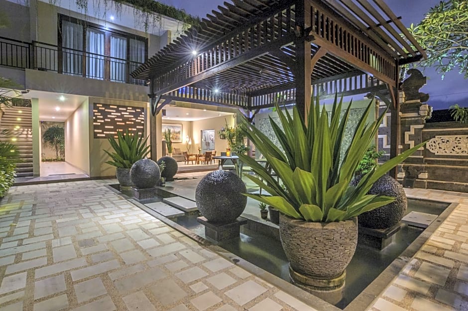 d'Penjor Seminyak