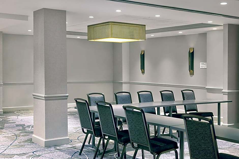 Le Meridien St. Louis Downtown