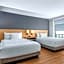 Hyatt Place Riverside Downtown