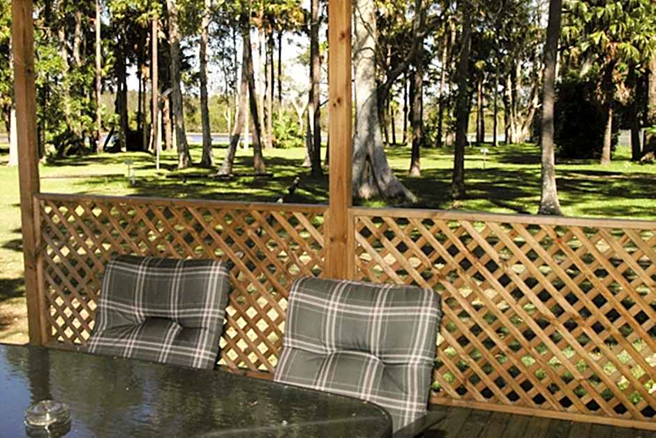 Smugglers Cove Holiday Village