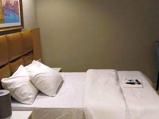 Blackwood Hotel