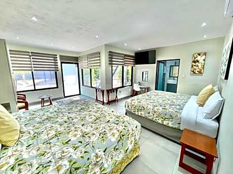 Deluxe Family Suite