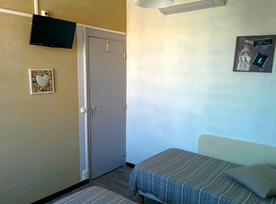 Hotel Araur