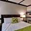 Caliente Tropics Hotel