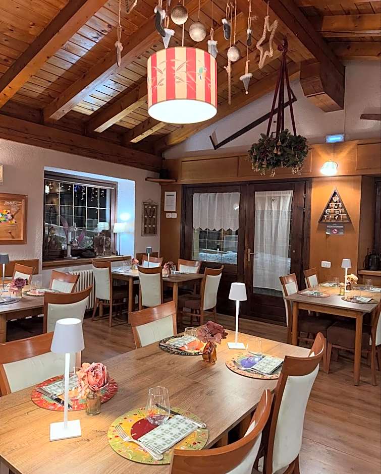 Hotel Coeur Du Village