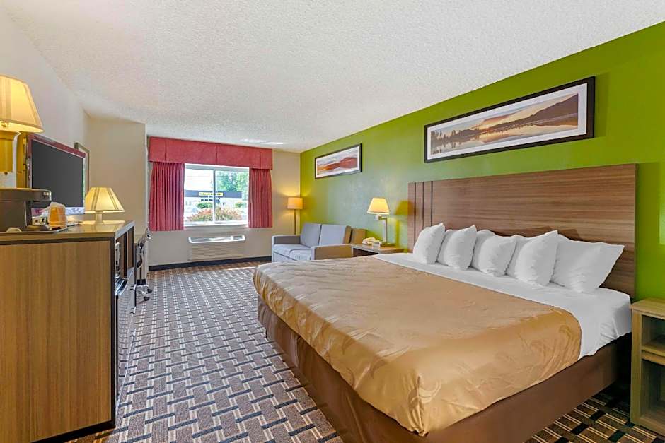 Quality Inn Huron