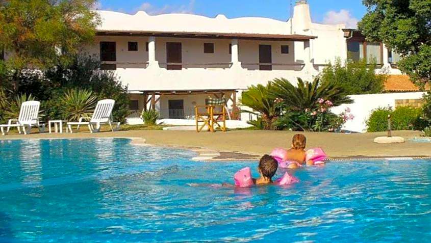 Il Caimano B & B, con piscina gratuita dal 18 Luglio al 30 Agosto