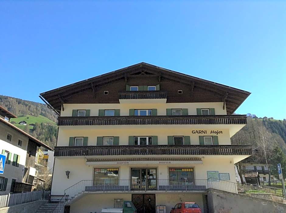 Garni Hofer