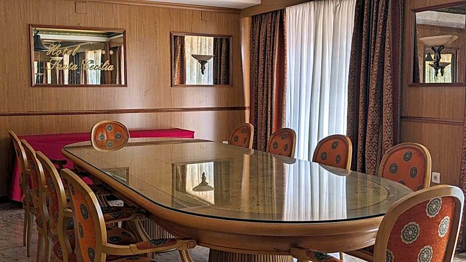 Hotel Santa Cecilia