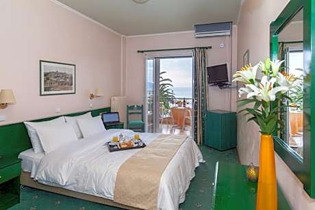 Standard Room with Sea View