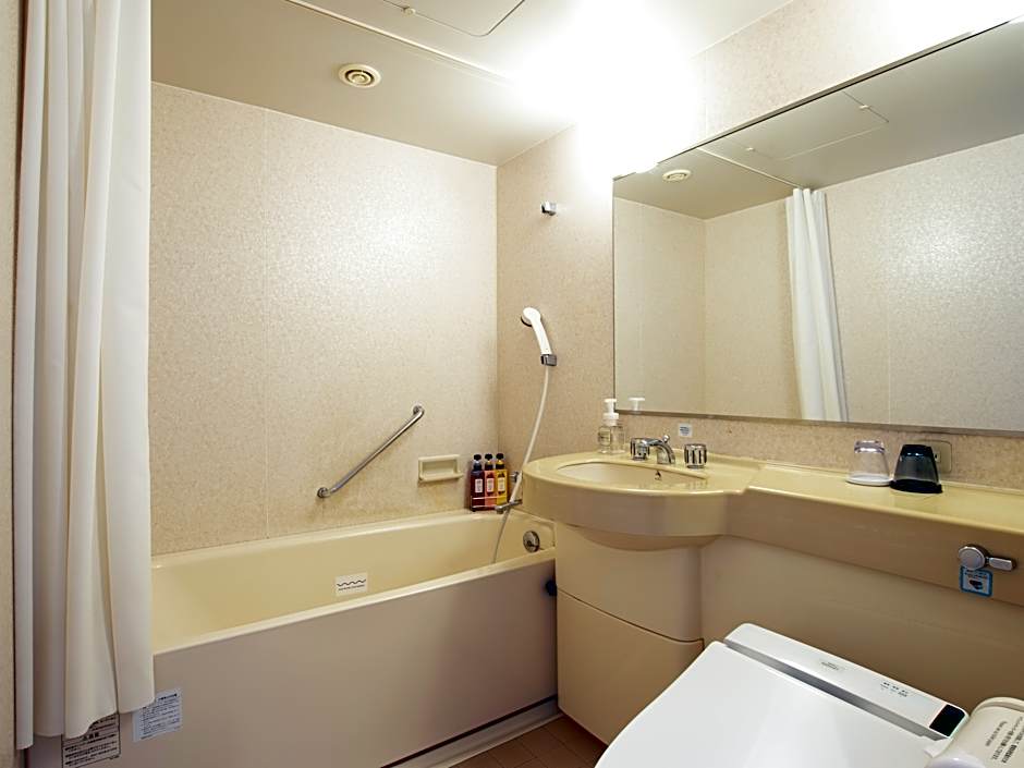 Photo 1 of 4 of 1 Double Bed
