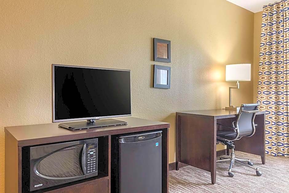 Suburban Studios Arlington Heights - Elk Grove