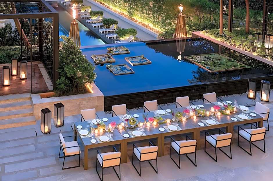 Four Seasons Hotel Bengaluru at Embassy One