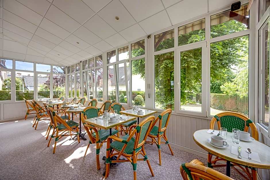 Brit Hotel Confort Bagnoles Normandie