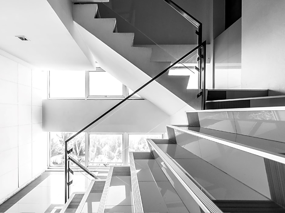 Nana Chat Bangsaen Hotel