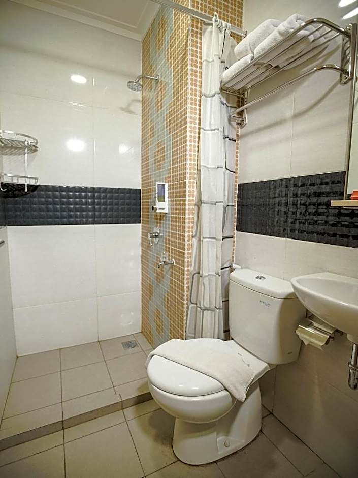 Green Red Hotel Syariah Jombang