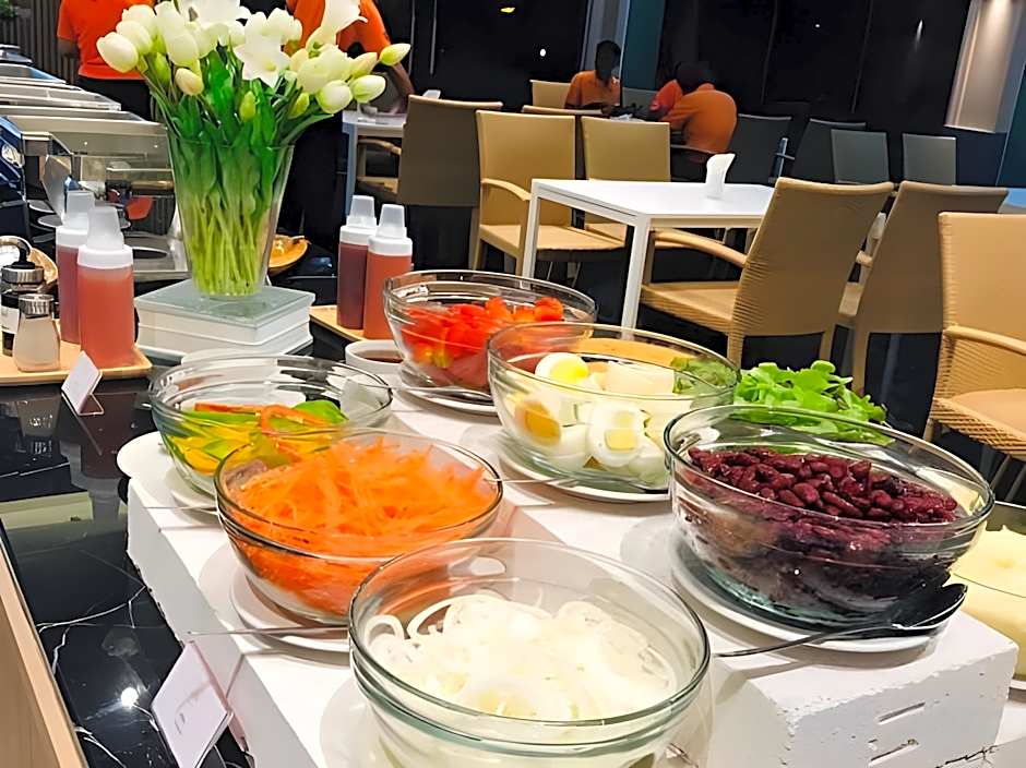 Mayflower Grande Suite Hotel