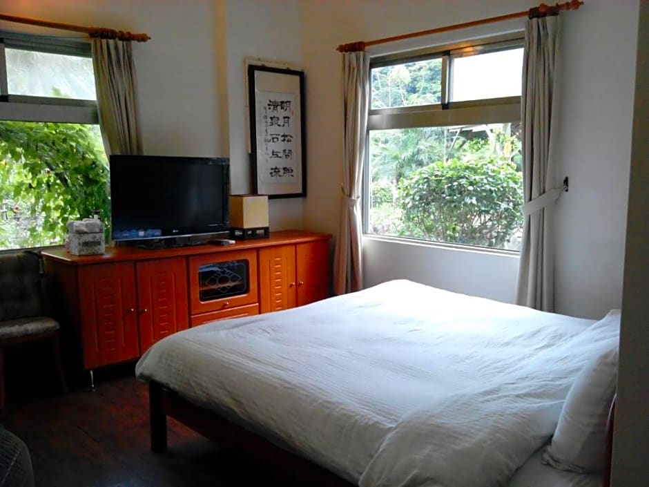 Taiwan Reishi Expert Bed and Breakfast