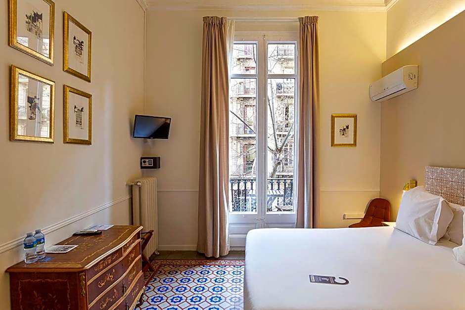 Mihlton Barcelona Boutique B&B
