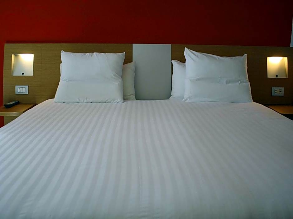 Novotel Roma Est